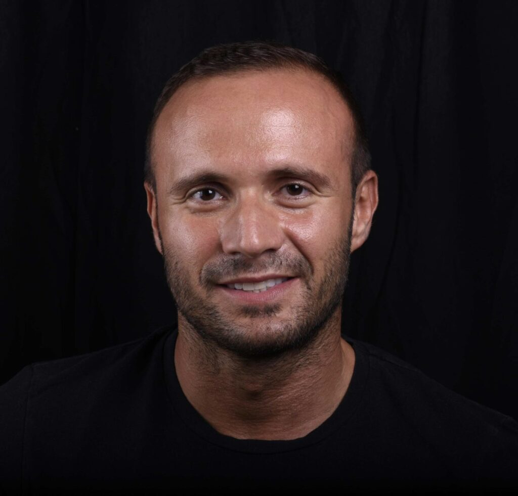 All On Four On Mua With Guided Surgery